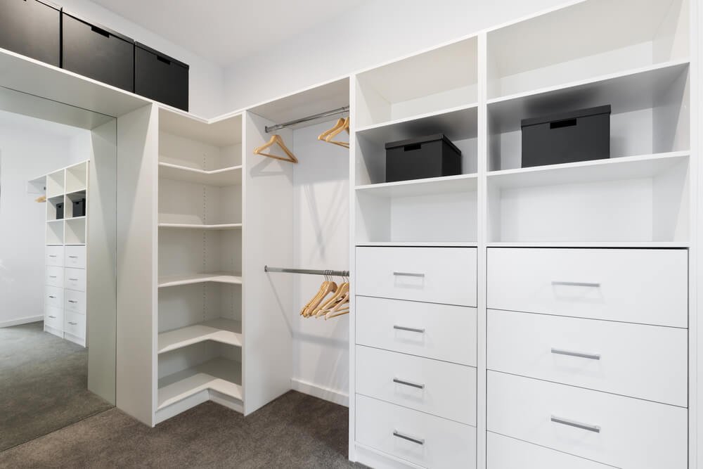 Things to Consider When Updating an Old Fitted Wardrobe