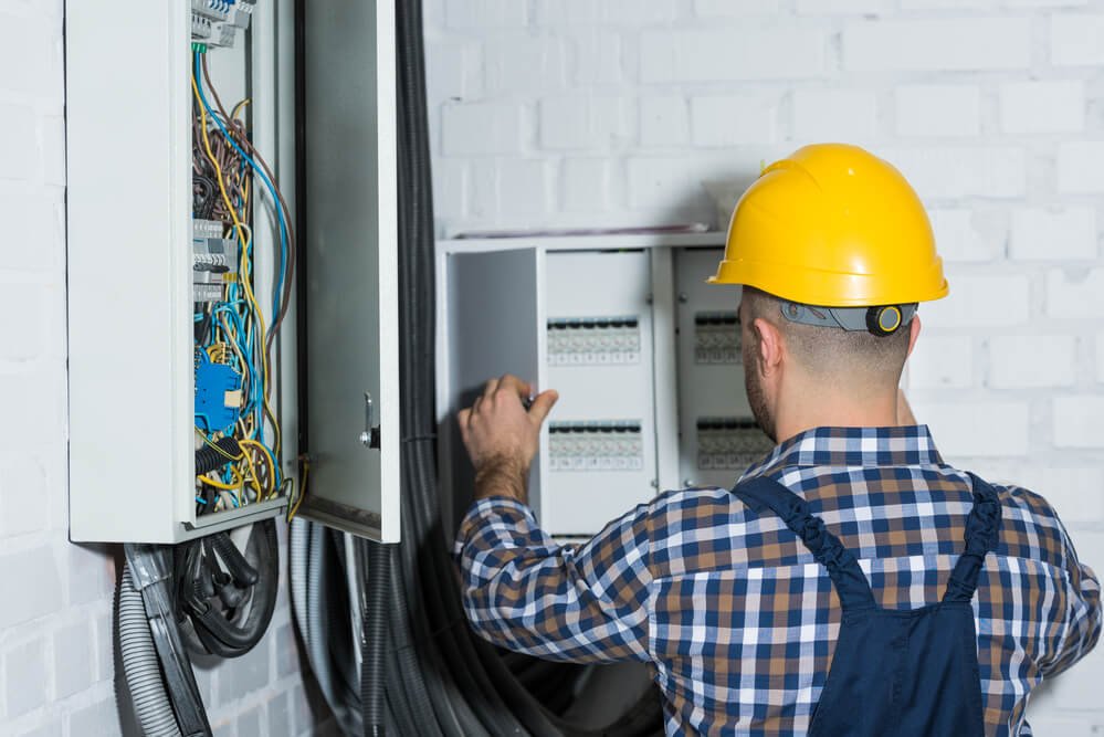 emergency commercial electrician