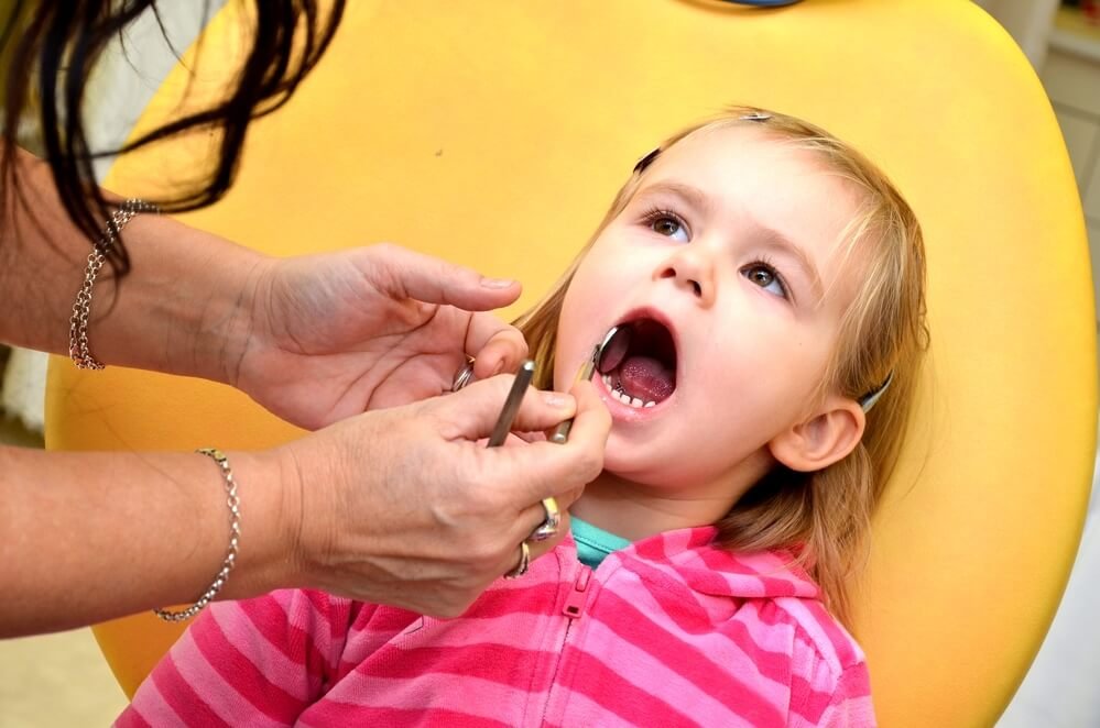 when should a baby have their first dentist appointment